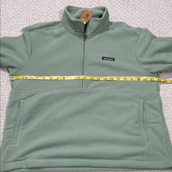 NWT’s Women’s Patagonia Micro D 1/2-Zip Fleece Pullover Elwood Green Size Medium - Picture 13 of 15